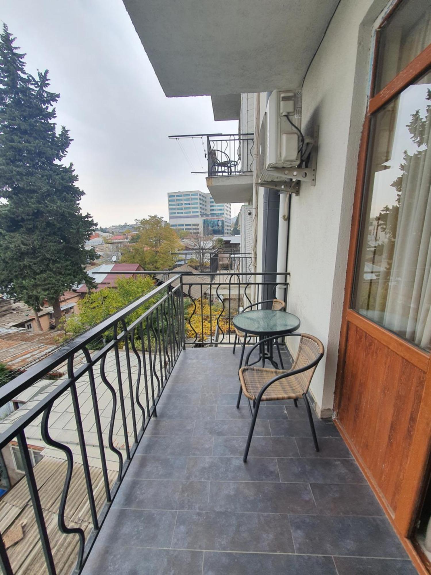 Dat Exx Apartments Tbilisi Room photo