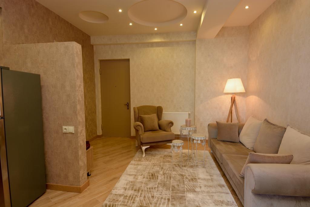 Dat Exx Apartments Tbilisi Exterior photo