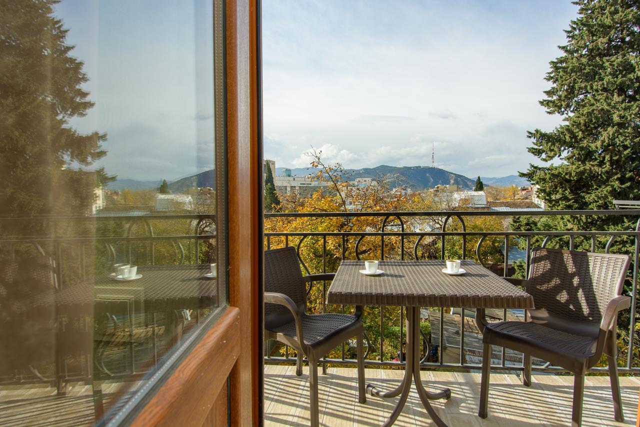 Dat Exx Apartments Tbilisi Exterior photo