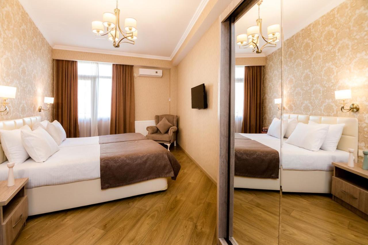 Dat Exx Apartments Tbilisi Exterior photo