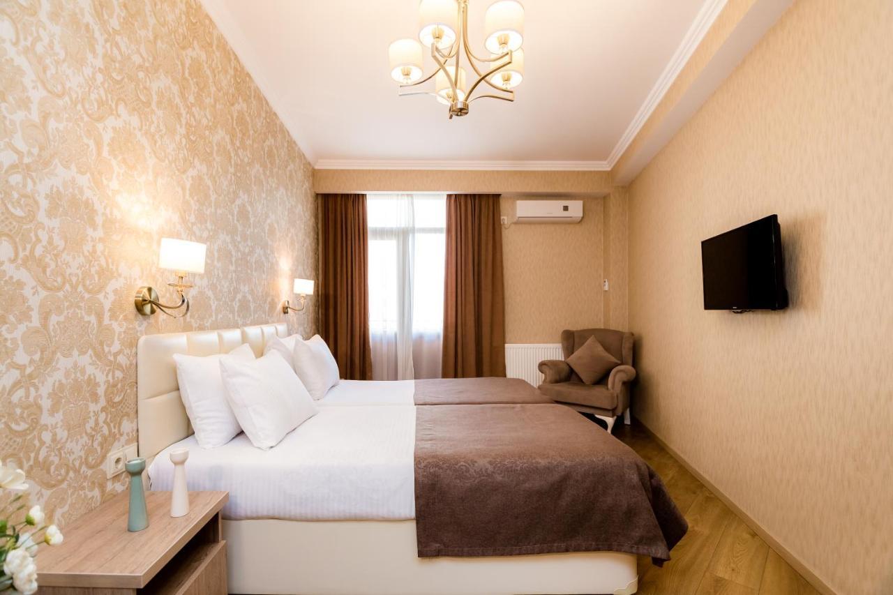 Dat Exx Apartments Tbilisi Exterior photo