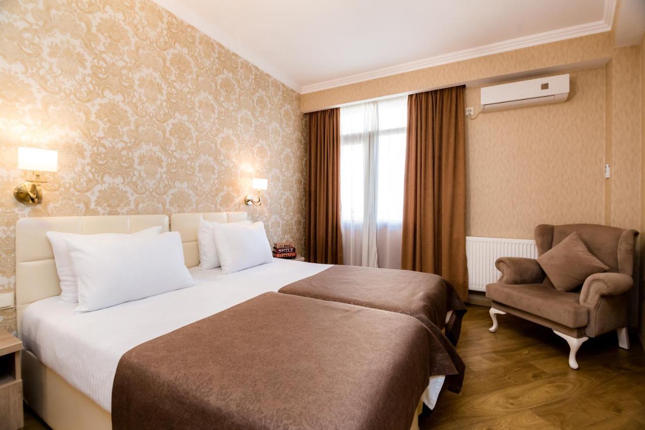 Dat Exx Apartments Tbilisi Exterior photo