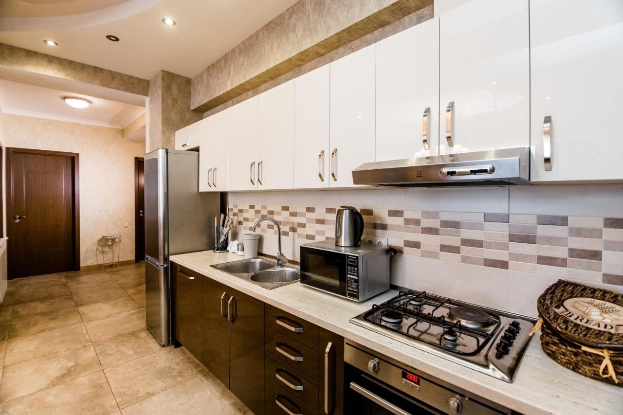 Dat Exx Apartments Tbilisi Exterior photo
